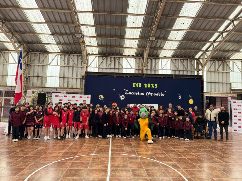 Escuela Ramón Freire de Romeral es reconocida como Escuela Modelo del programa “Crecer en Movimiento” 2 WhatsApp Image 2025 05 14 at 11.06.32